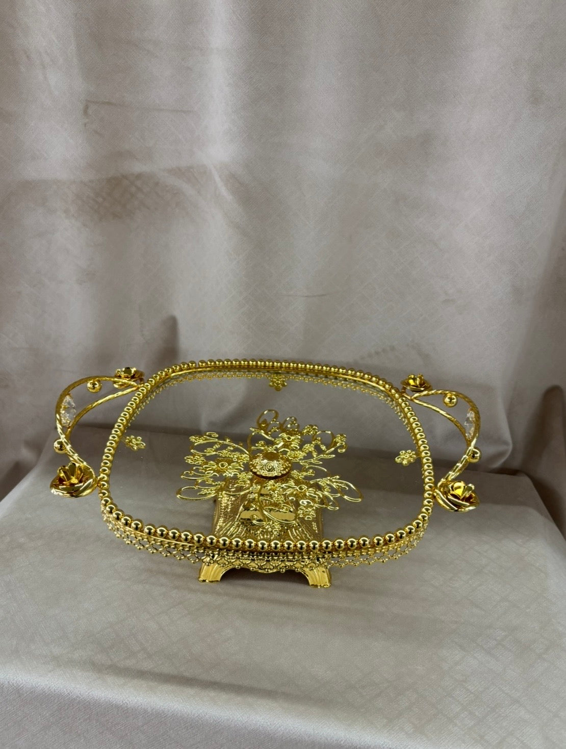 Padėklas stalo serviravimui