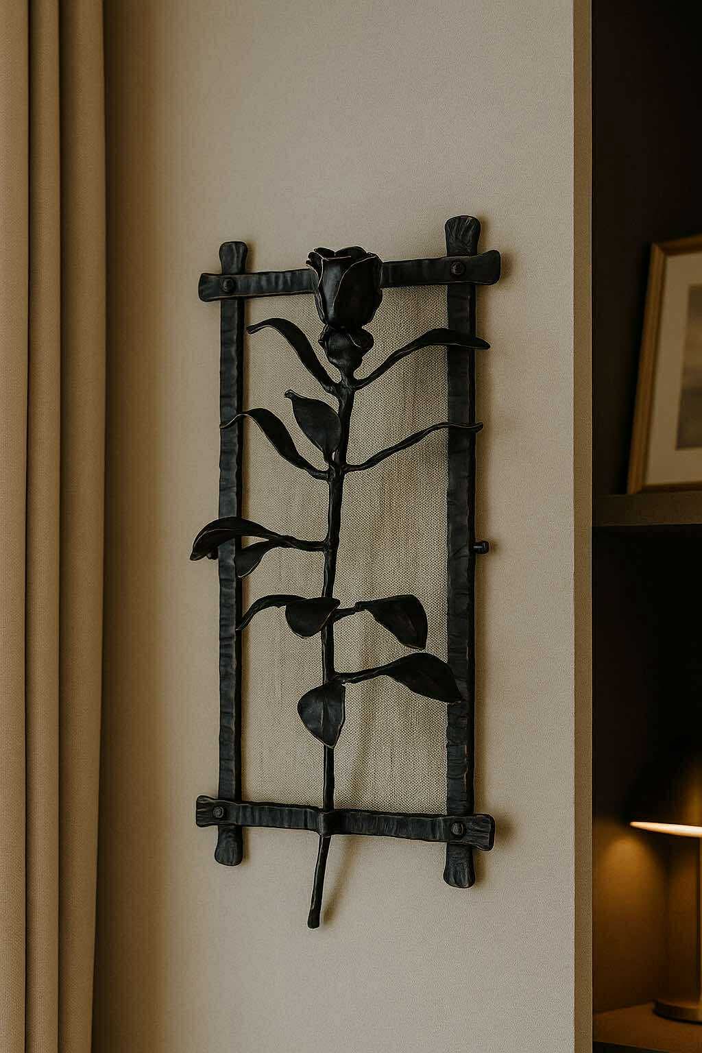 Kalviškas paveikslas - rožė