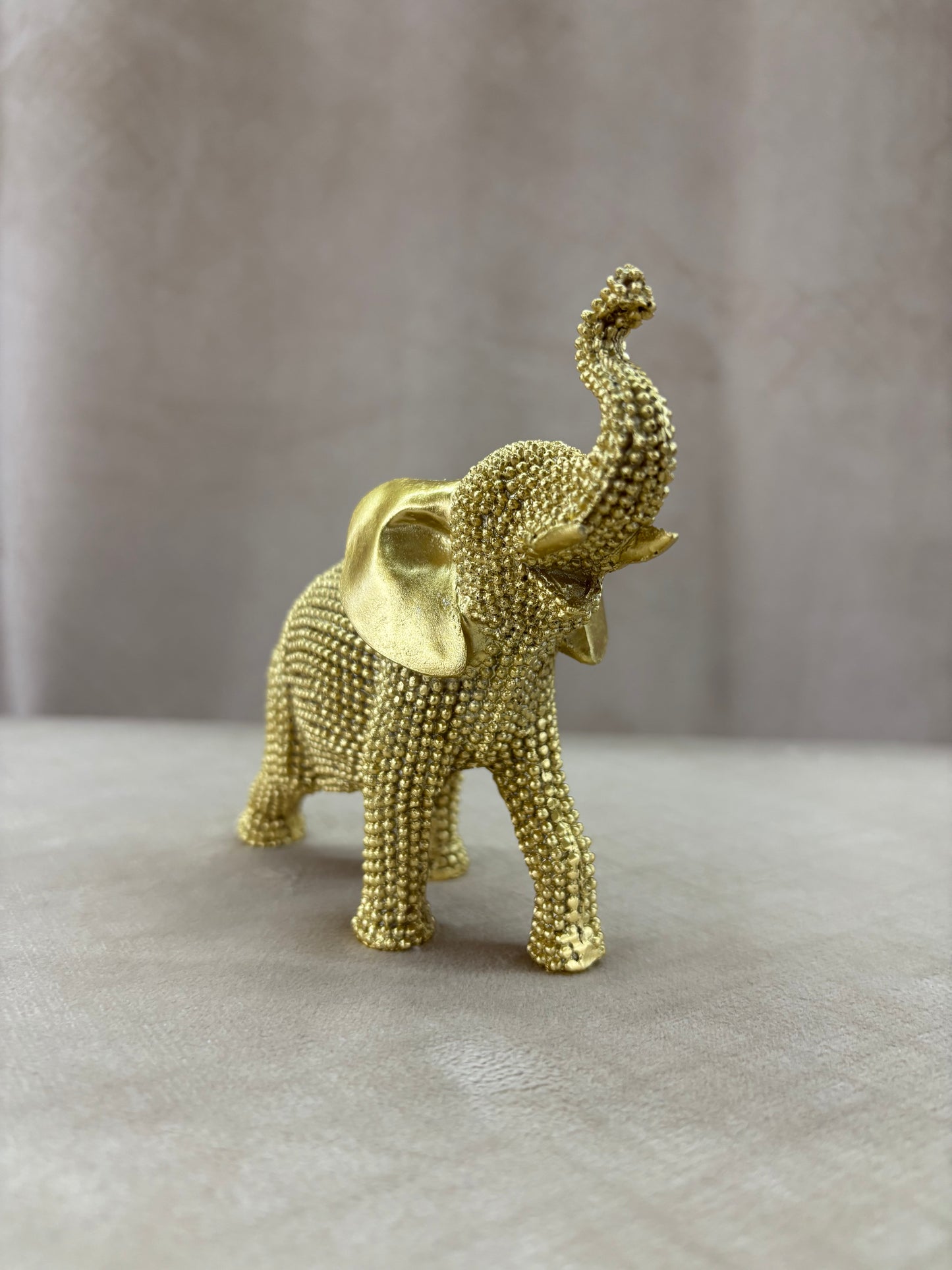 Stalo dekoracija - drambliukas