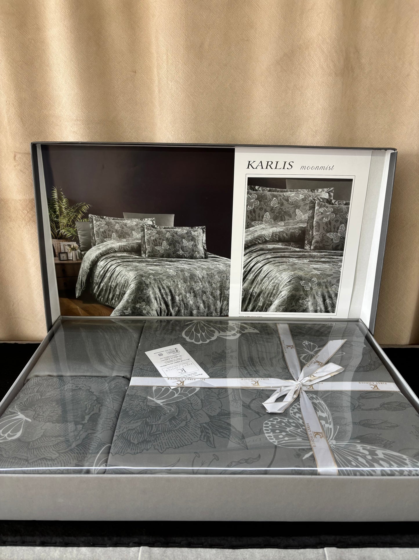 Turkiškas 6 dalių patalynės komplektas ,,KARLIS””