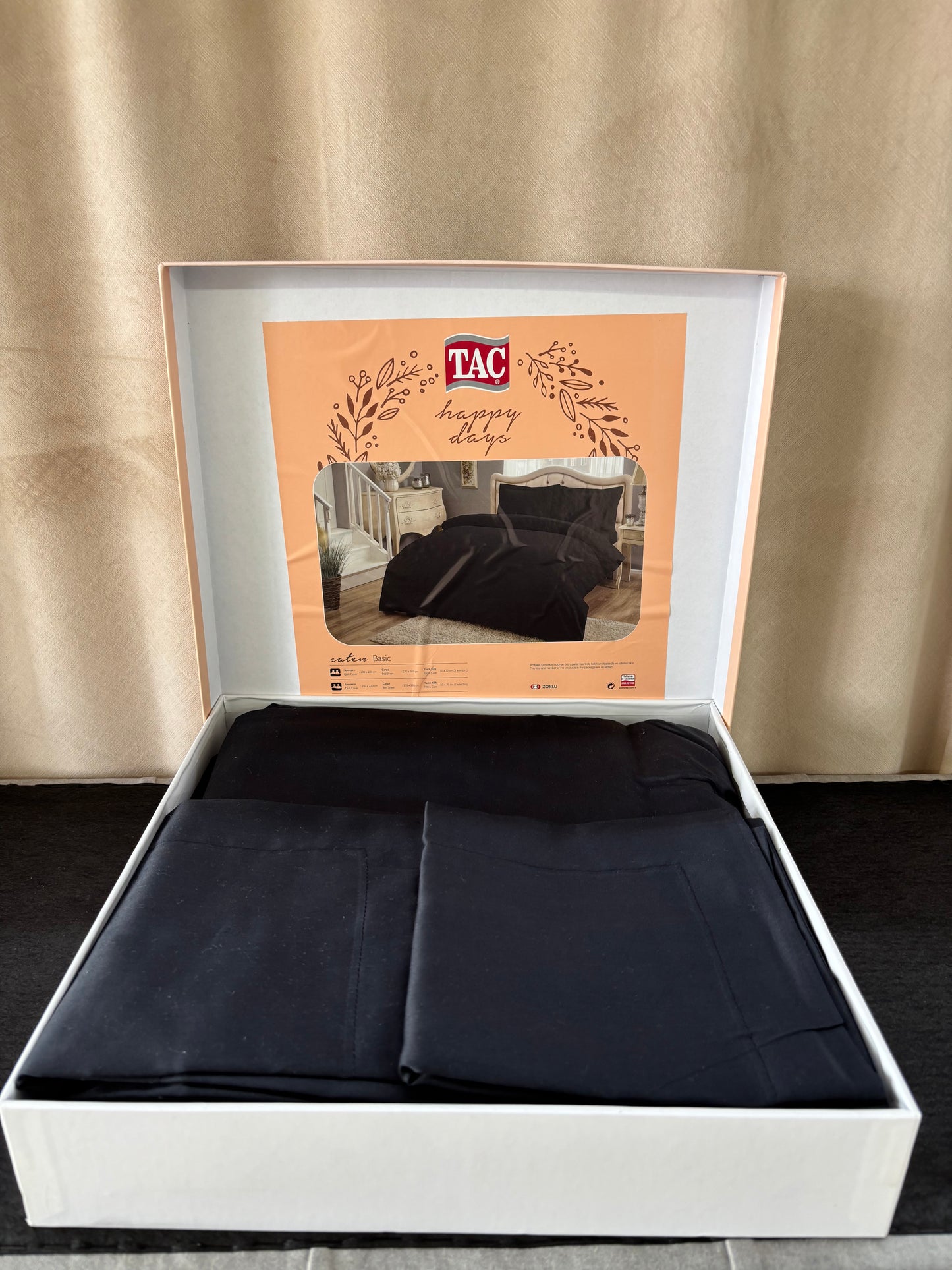 Turkiškas 4 dalių patalynės komplektas.