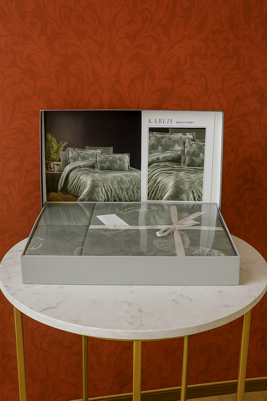 Turkiškas 6 dalių patalynės komplektas ,,KARLIS””