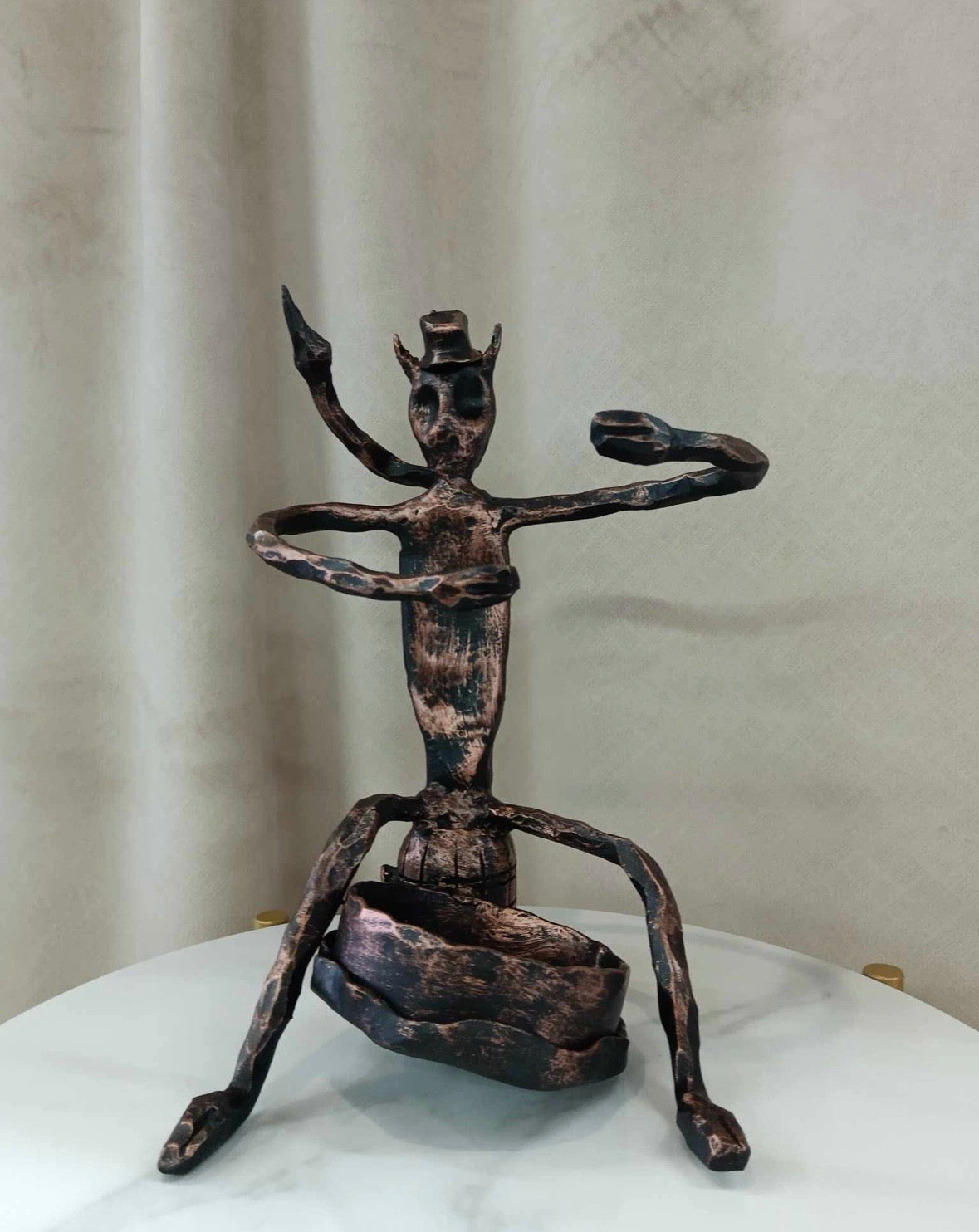 Butelio laikiklis - velniukas