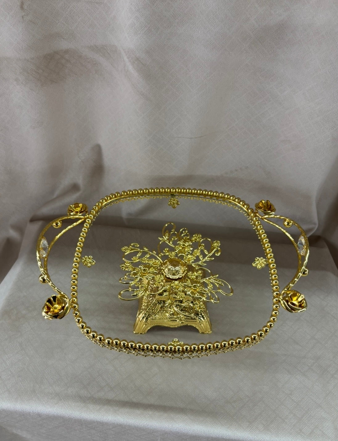 Padėklas stalo serviravimui